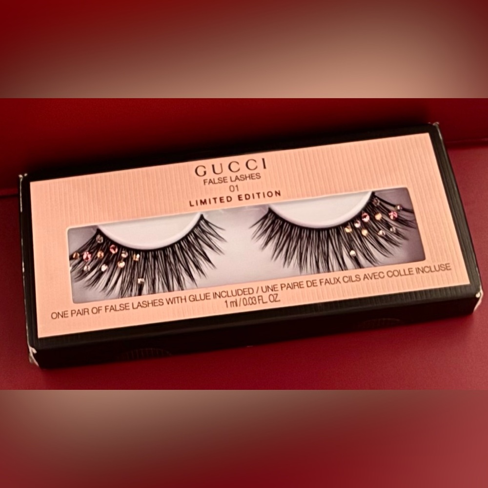 GUCCI ✨ Limited Edition ✨ FALSE LASHES adorned w/ Crystals (Gucci Glue included) - Picture 6 of 10